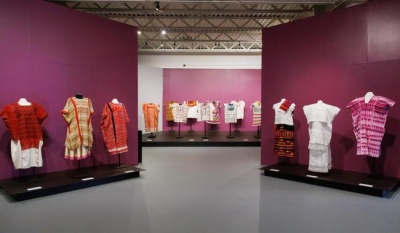 Gobierno de México inaugura la exposición "Mujer Huipil. Urdimbres y Puntadas" en el Museo Nacional de Culturas Populares