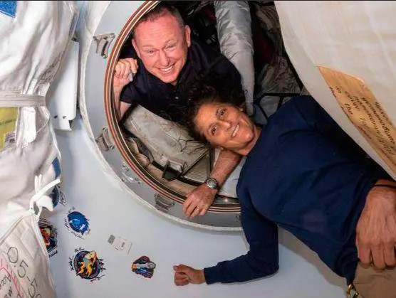 Astronautas atrapados en la EEI por 9 meses regresarán a la Tierra