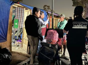 CDMX traslada a albergues a personas en movilidad tras hechos de violencia en campamento