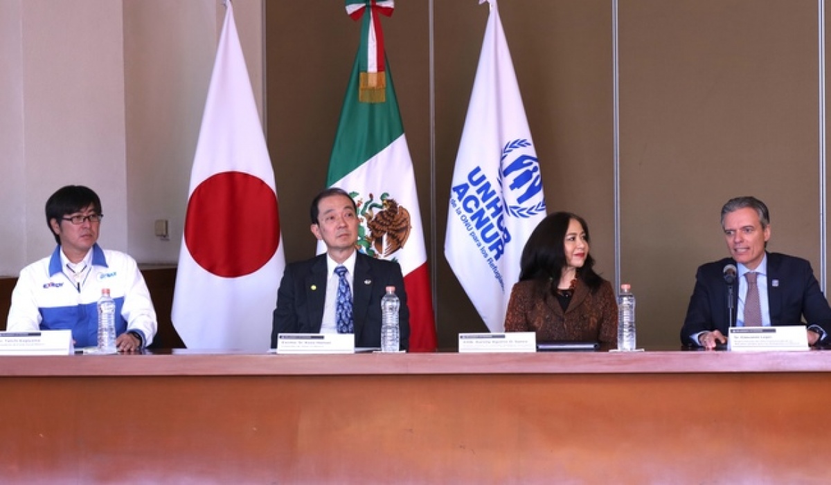 Japón y ACNUR impulsan integración de 5,000 personas refugiadas en México con empleo formal