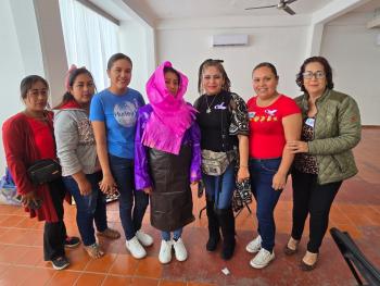 Mujeres náhuatl y xi'iy de San Luis Potosí fortalecen su participación política con apoyo del Indepi