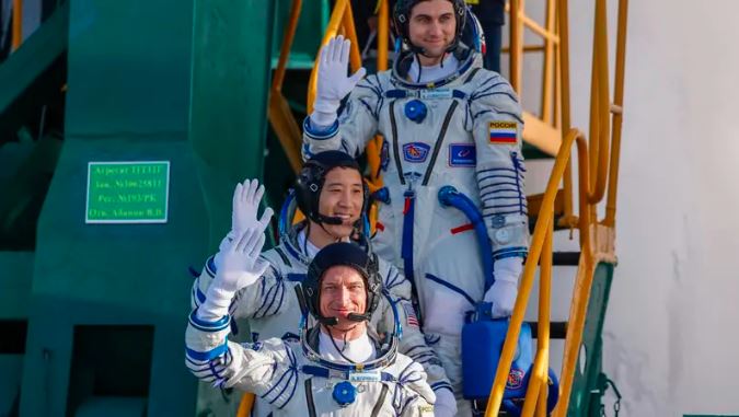Rusia lanza la nave Soyuz MS-27 hacia la EEI con tres tripulantes y 50 experimentos científicos