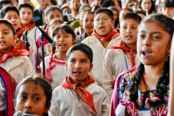 Comunidades indígenas podrán traducir e interpretar el himno nacional en su lengua originaria