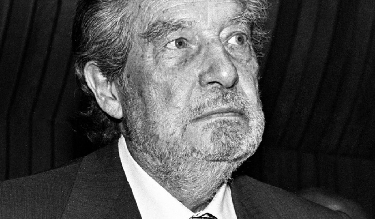 A 27 años de su muerte, Octavio Paz sigue iluminando la literatura contemporánea
