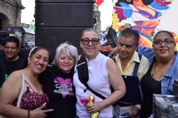 Récord mundial en CDMX: miles bailan son montuno en homenaje a Tongolele