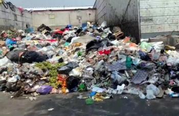 Exigen eliminar tiradero clandestino en la colonia Peralvillo por afectar salud y medio ambiente