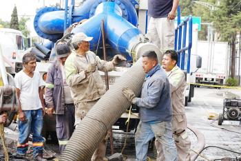 Concluyen trabajos de reparación de fuga en Eduardo Molina; SEGIAGUA activa apoyo a colonias afectadas