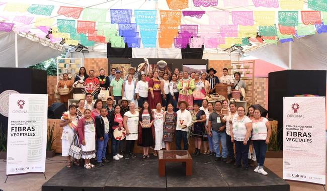 Encuentro Nacional de Fibras Vegetales fortalece el arte artesanal en México