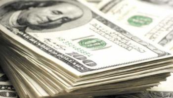 Peso mexicano cae por segundo día tras recorte de tasas de Banxico