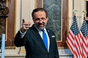 México y Estados Unidos refuerzan cooperación para enfrentar a los cárteles, revela asesor de Trump