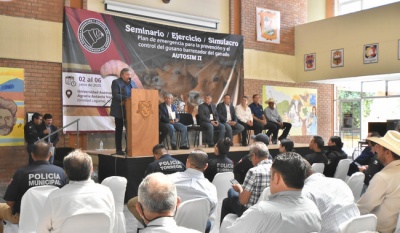 México realiza simulacro regional para erradicar el gusano barrenador del ganado