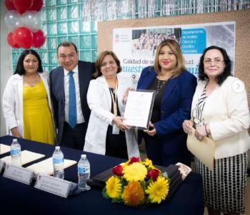 Laboratorio del INP recibe certificación internacional por calidad en análisis clínicos pediátricos
