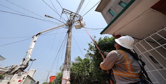 Gobernador de Tabasco anuncia mantenimiento a red eléctrica y obras por más de 106 millones en Centla