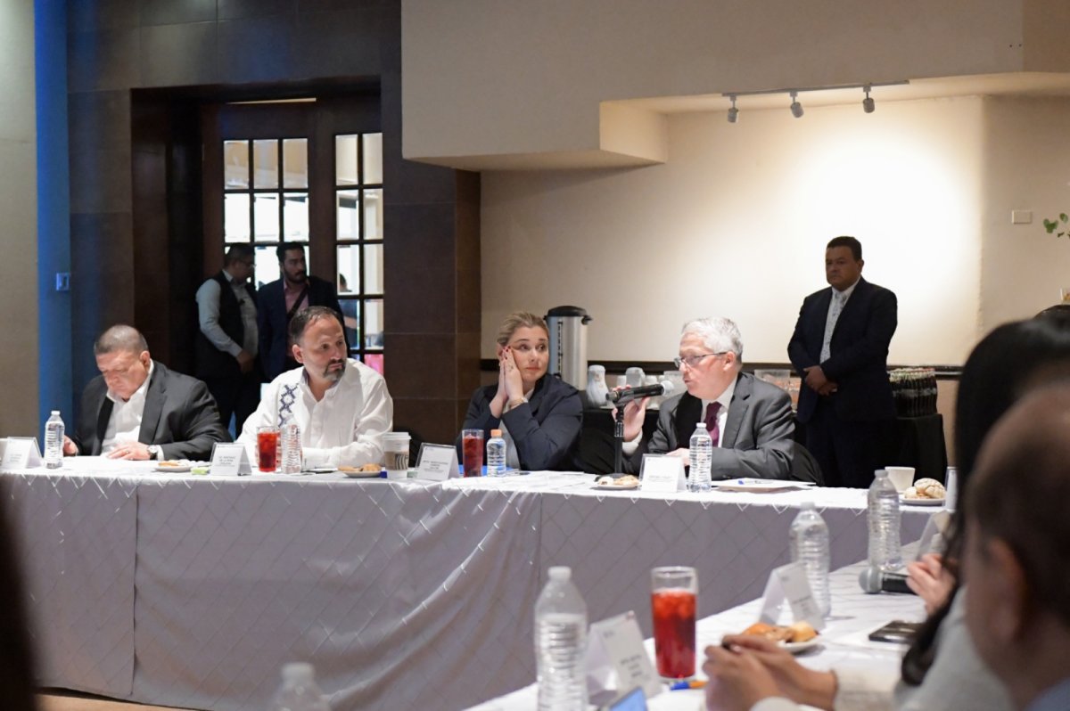 Gobernadora Maru Campos y cónsul de EEUU analizan avances en seguridad fronteriza