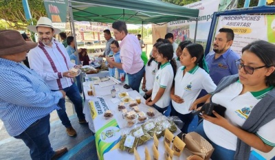 Lanzan plan nacional para comercializar maíz de forma justa y sostenible en ocho estados