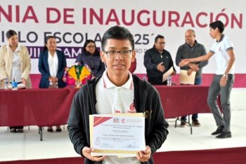 Orgullo oaxaqueño cursará la Ingeniería en Robótica con apoyo de la Fundación Gallagher en México