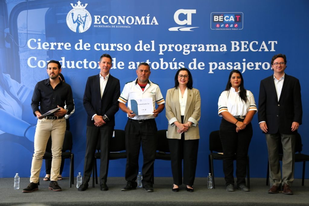 Guanajuato impulsa empleo formal con capacitación especializada en transporte público