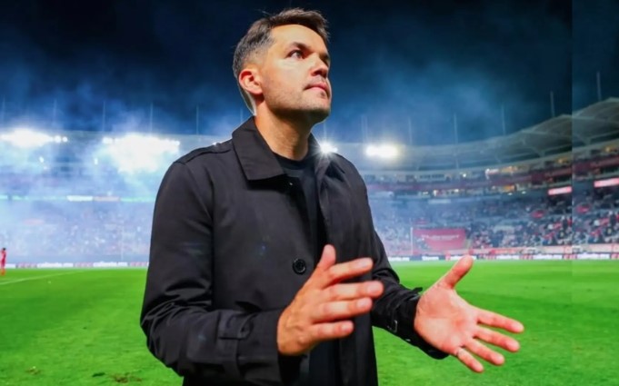 Nicolás Larcamón llega a Cruz Azul como el cuarto técnico argentino en su historia