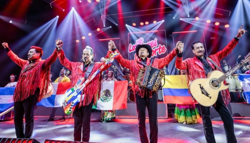 Los Tigres del Norte reciben su propio día en California y envían poderoso mensaje a migrantes