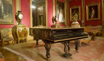 El fallido museo del Segundo Imperio: pianos de Maximiliano y Carlota narran su historia en Chapultepec