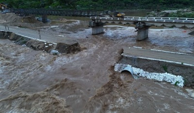 Tormenta tropical Dalila obliga al cierre total de la carretera Tierra Colorada-Ayutla-Cruz Grande