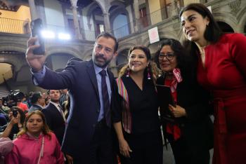 Clara Brugada lanza distintivos a empresas responsables en trabajo digno, igualdad y cuidados