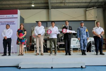 Gobernador Salomón Jara recibe donación de Pemex para fortalecer rescates aéreos en Oaxaca