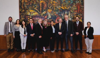 Canciller se reúne con víctimas y activistas estadounidenses contra la violencia por armas de fuego