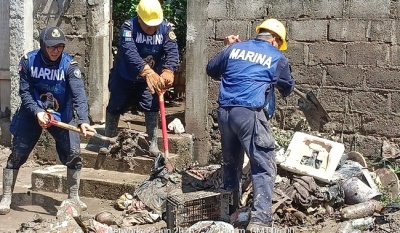 Marina brinda apoyo a familias afectadas por huracán Erick en Oaxaca y Veracruz