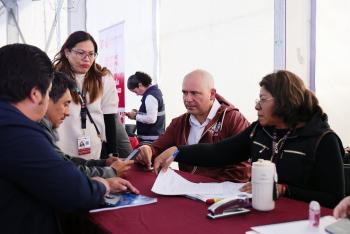 Clara Brugada fortalece cercanía ciudadana con jornada 32 del Zócalo de Gobierno