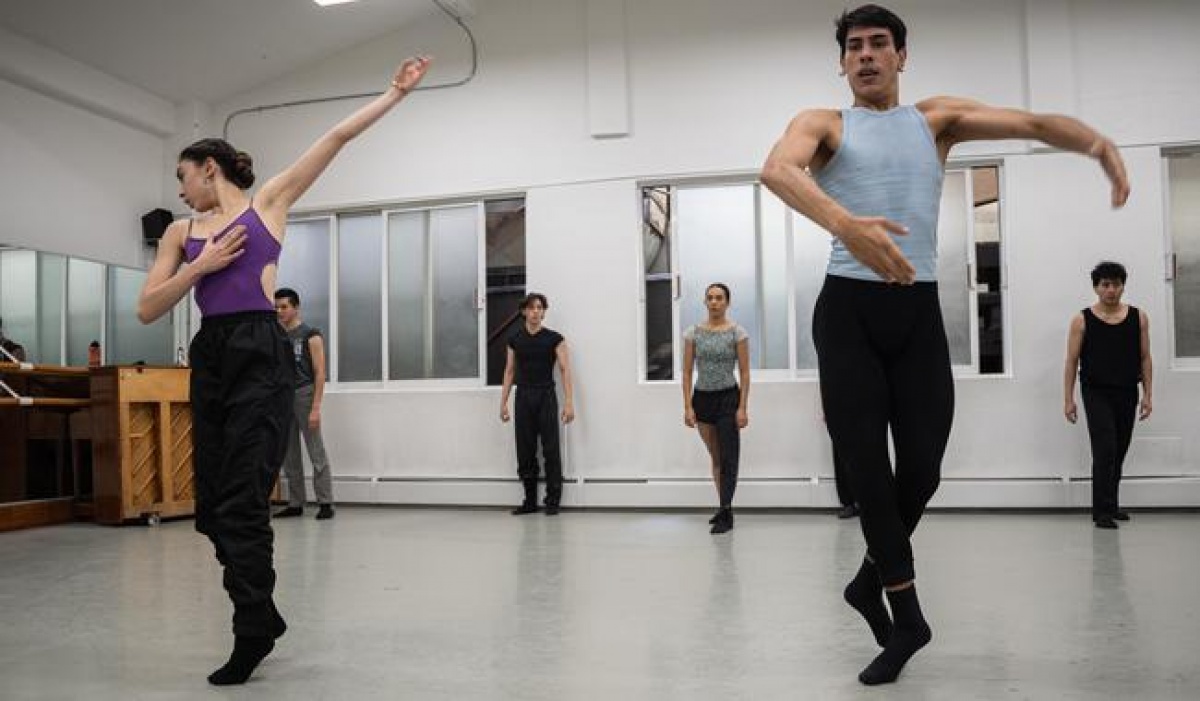 ĀTMAN: danza contemporánea y esencia humana en el Palacio de Bellas Artes