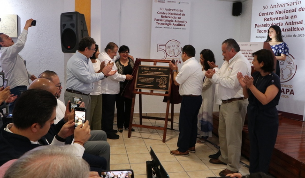 Cenapa cumple 50 años como referente internacional en salud animal e inocuidad agroalimentaria