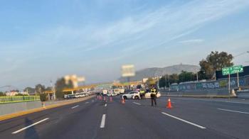 Reabren circulación en autopista México-Puebla tras bloqueo de transportistas por inseguridad