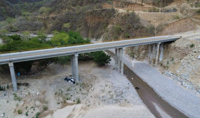 Carretera San Ignacio-Tayoltita entra en su fase final y reducirá hasta 10 horas de traslado entre Sinaloa y Durango