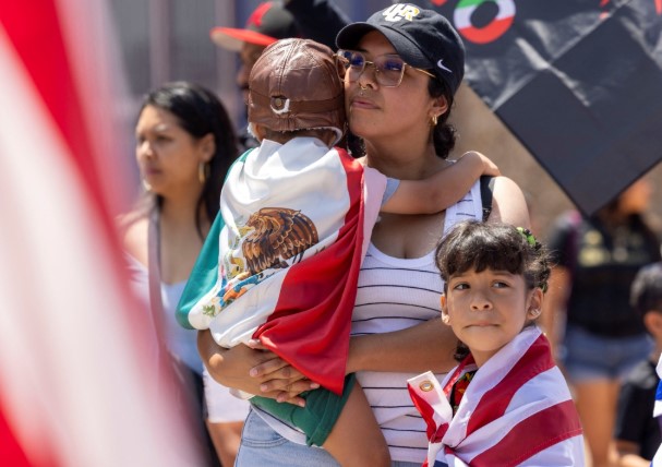 Consulados de México atienden a connacionales detenidos en operativos migratorios en California