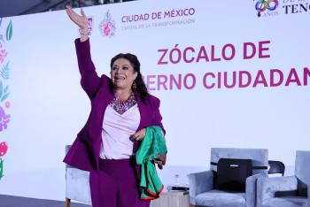 Clara Brugada atiende a casi 2 mil personas en el Zócalo de Gobierno Ciudadano