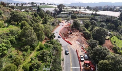 Concluirán en noviembre obras de reparación en la carretera Toluca-Taxco por asentamiento