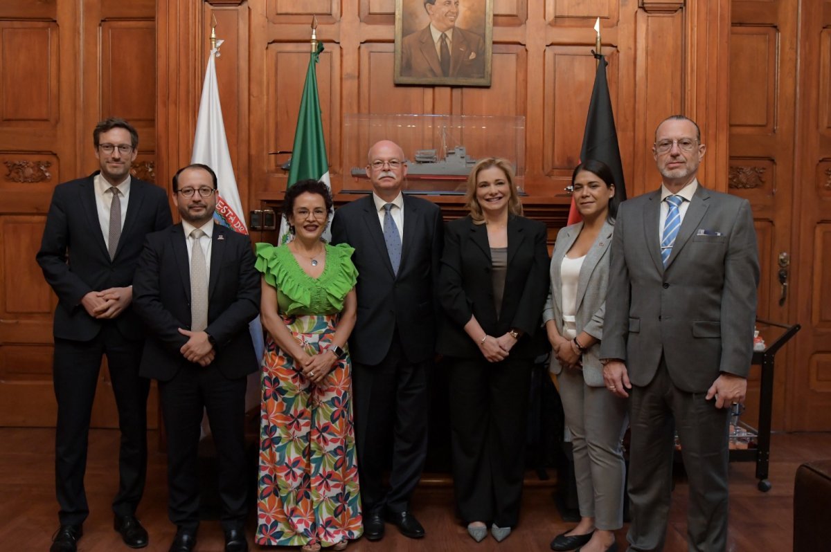 Gobernadora de Chihuahua y embajador alemán impulsan inversiones y relaciones económicas