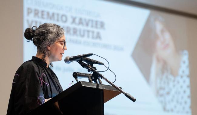 Mónica Nepote recibe el Premio Xavier Villaurrutia 2024 por su libro Las trabajadoras