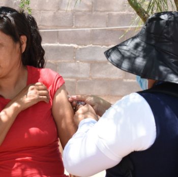 SESA Querétaro refuerza vacunación ante brote de sarampión en México