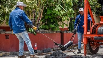 Gobierno del Estado de México atiende petición ciudadana con desazolve en colonia El Sol