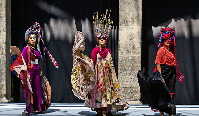 Impulso De/Re velado: danza folklórica experimental que desafía al capitalismo desde el Cenart