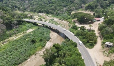 Avanza modernización del tramo Pochutla–Huatulco con obras que mejoran conectividad en Oaxaca