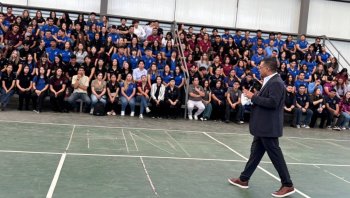 Más de mil 100 estudiantes inician ciclo escolar en la Escuela Normal Superior de Chihuahua
