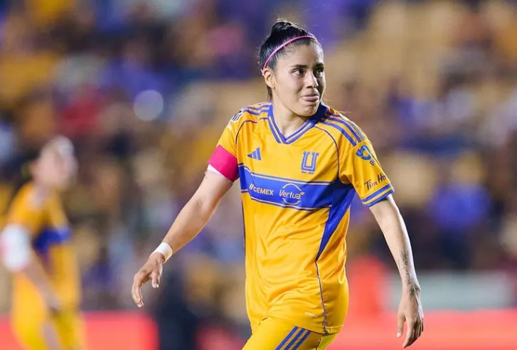 Lizbeth Ovalle rompe récord mundial al fichar con Orlando Pride