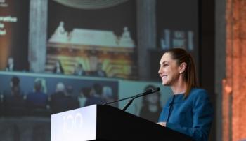 Claudia Sheinbaum celebra 100 años del Banco de México y llama a impulsar crédito responsable