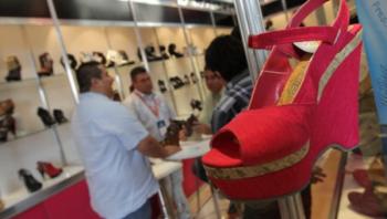 México prohíbe importación temporal de calzado y algunos insumos para proteger industria nacional