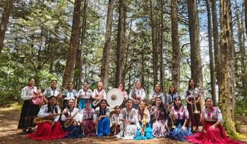 Por donde pasa la luna: concierto histórico de mujeres indígenas en Bellas Artes