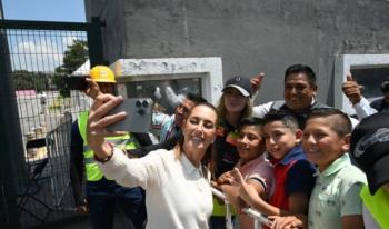 Sheinbaum pone en marcha trenes de repavimentación para rehabilitar todas las carreteras federales en 2026