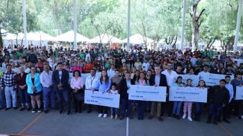 Gobierno de Guanajuato entrega 478 Becas Nuevo Comienzo a jóvenes de Silao